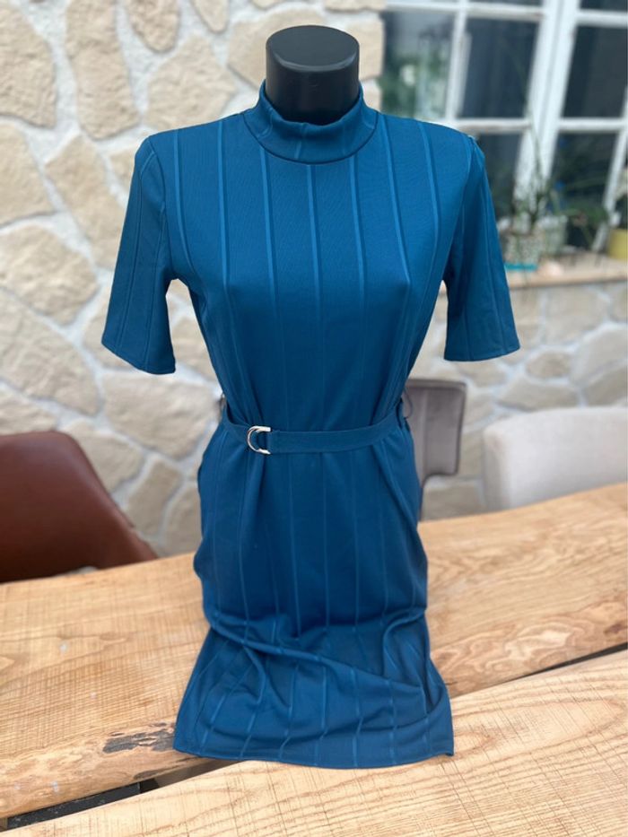 Robe d’été mi longue femme bleu légère canard mango taille M 38 moulante - photo numéro 7