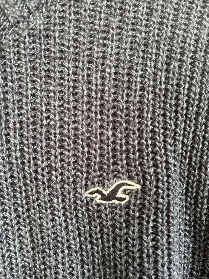Pull bleu en maille hollister taille XS - photo numéro 4