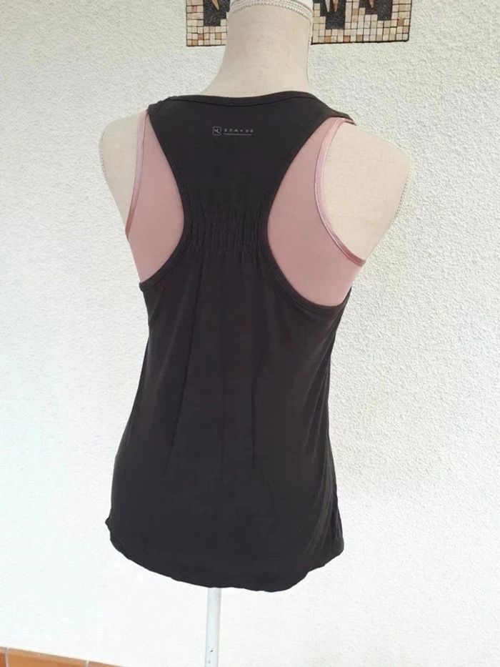 12 € Débardeur de sport gris / rose de la marque Domyos - photo numéro 2