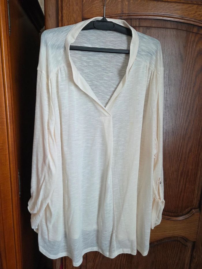 Blouse beige