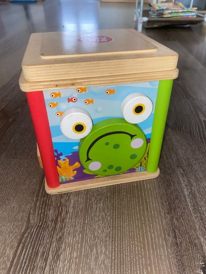 Cube de jeux en bois - photo numéro 4