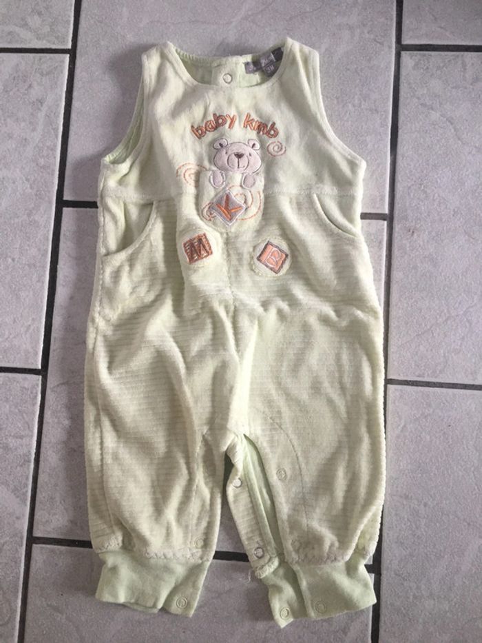 Vend salopette 3 mois