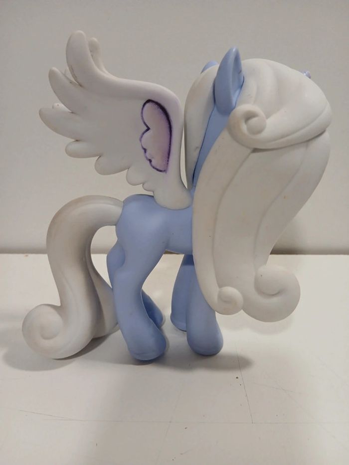 Design a pony princess luna 2012 - photo numéro 2