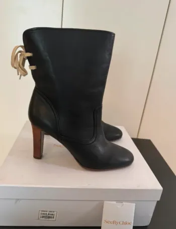 Superbes bottines See by Chloé taille 42