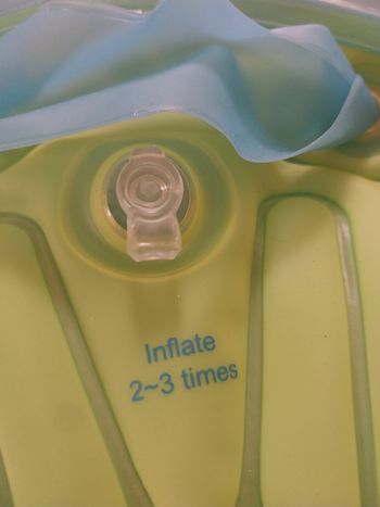 Bouée flotteur bébé Relaxing Baby avec siège sécurisé piscine plage