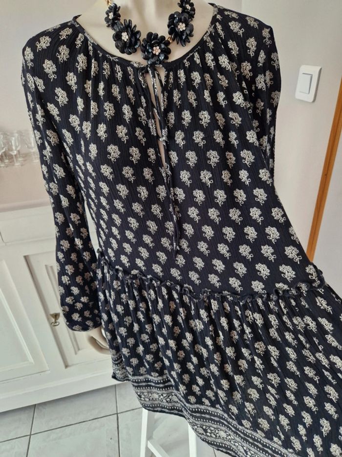 Robe demie saison Zara 🖤 - photo numéro 2