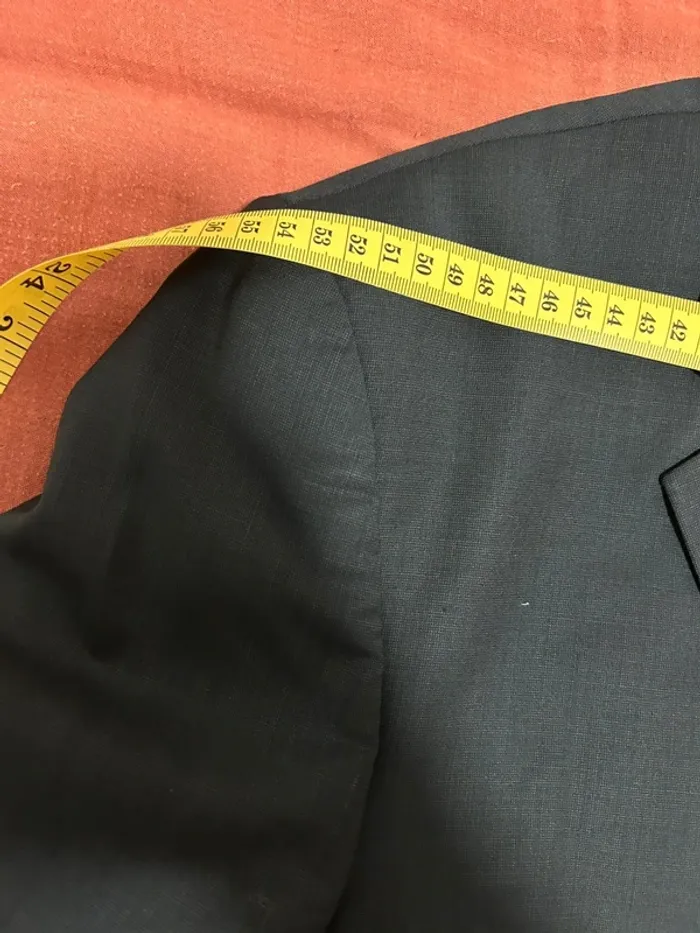 Veste de costume gris foncé - photo numéro 8