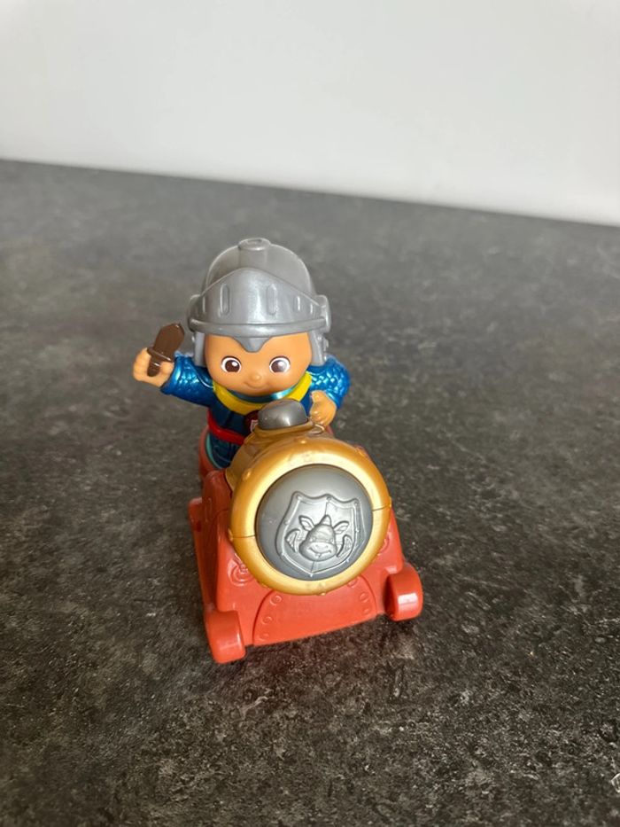 Tut tut copains mahé le chevalier guerrier et son canon vtech - photo numéro 2