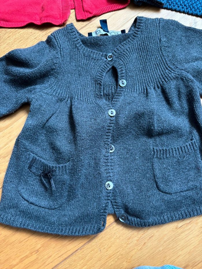 Lot de 3 gilets 18 mois - photo numéro 3