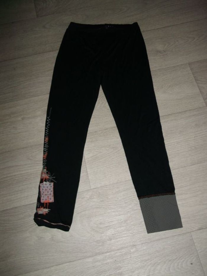 Legging LA MODE EST A VOUS noir et multicolore taille 1 TBE
