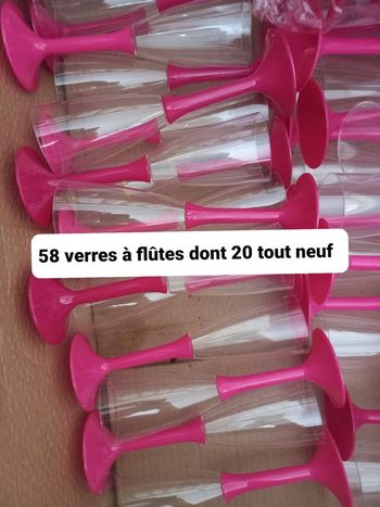 Lot verres à flûtes rose
