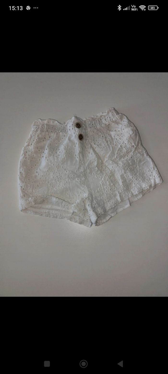 Short broderie anglaise 10  11  ans
