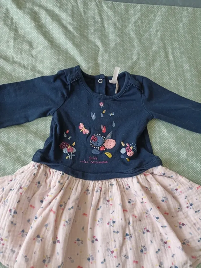 Robe longue 1 mois - photo numéro 5