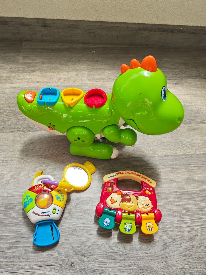 Lot jouets VTech bébé : dinosaure éducatif, mini ferme musicale, clé interactive