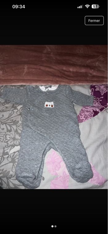 Pyjama taille 3 mois , très bon état 
