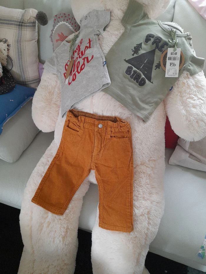 Lot Pantalon neuf et 2 tee shirts neufs