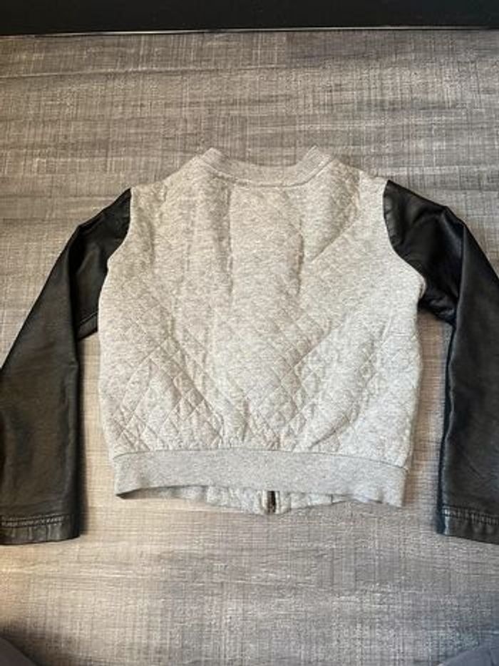 Veste grise et noire - photo numéro 2