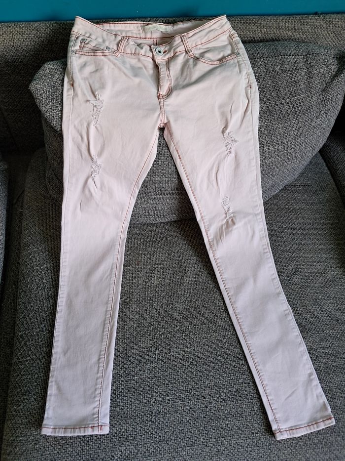 Pantalon blanc reflet rose effet jean