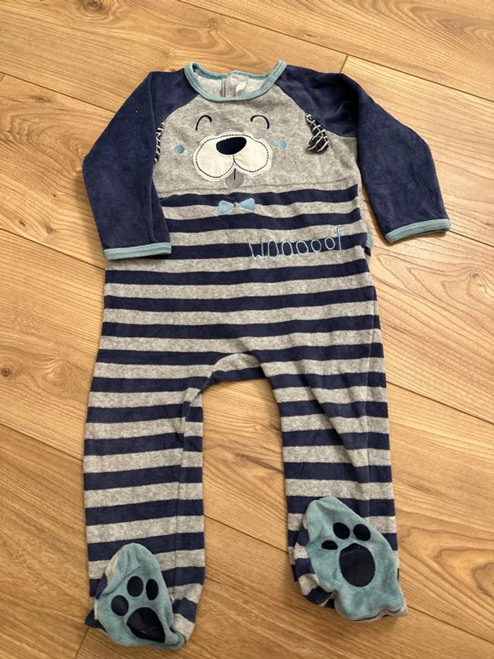 Lot deux pyjamas - photo numéro 2