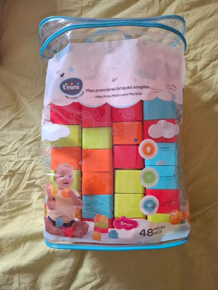 Cube d'éveil caoutchouc