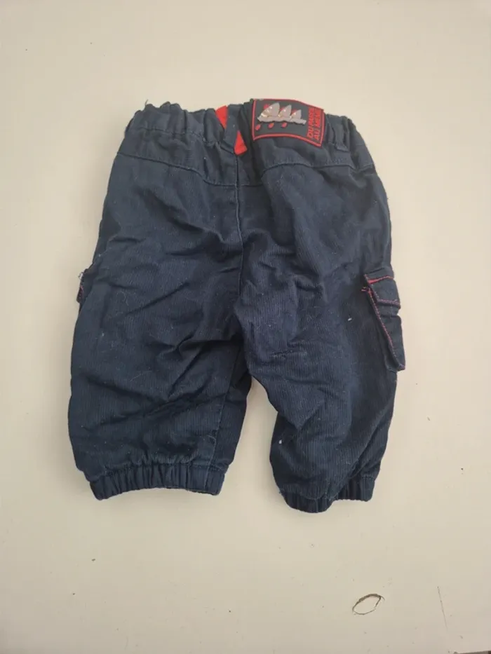 Pantalon 3 mois - photo numéro 3