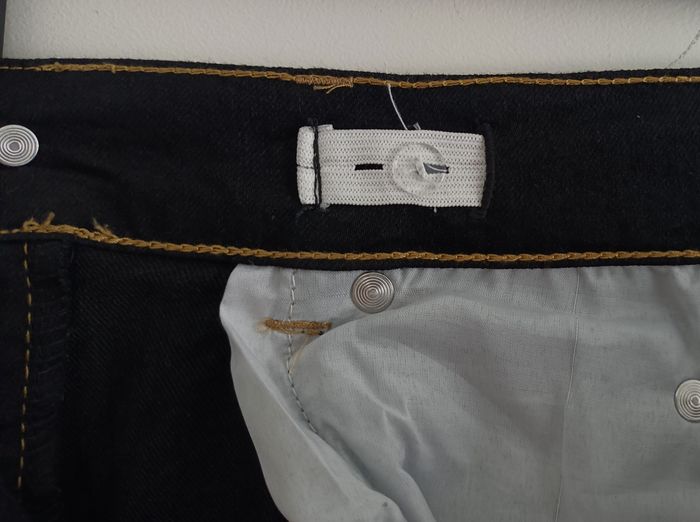 Jean noir. Taille 10 ans. 140 cm. - photo numéro 3