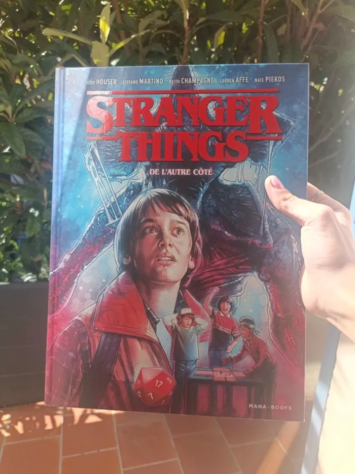 Lot de 5 bd stranger things - photo numéro 10