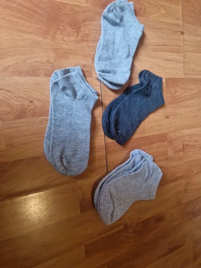 Lot de 5 paires de chaussettes neuf - photo numéro 2
