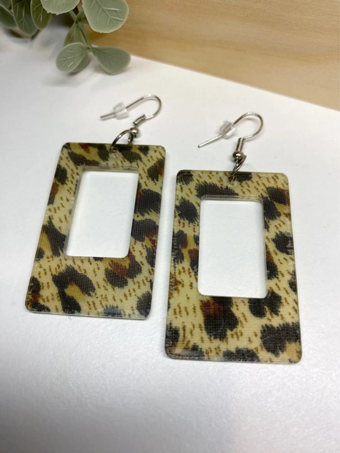 Boucles d’oreilles Léopard - parfait état - photo numéro 4