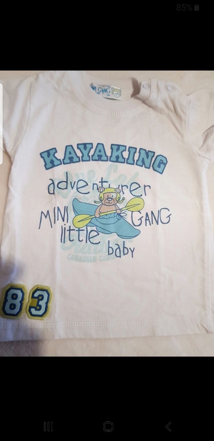 T.shirt bébé taille 3 mois - photo numéro 2