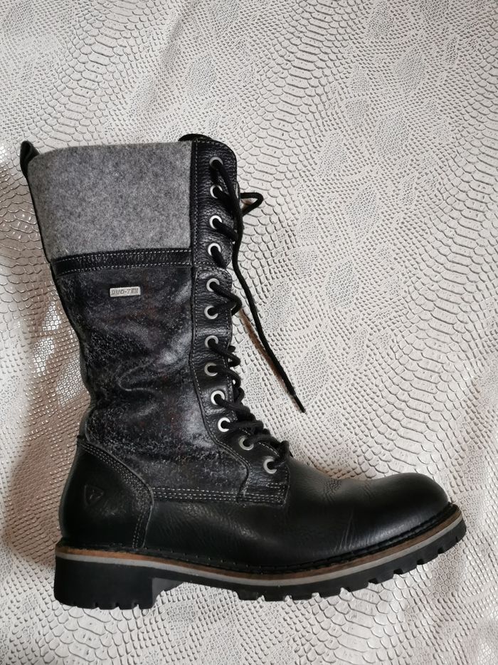 Bottes en cuir noir fourrées  Tamaris T39