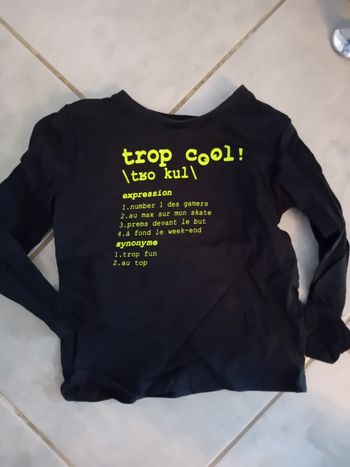 Tee shirt manche longue 5 ans.
