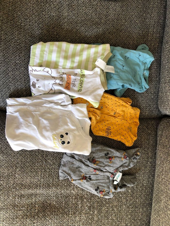 Lot 15 pyjamas 3 mois - photo numéro 2