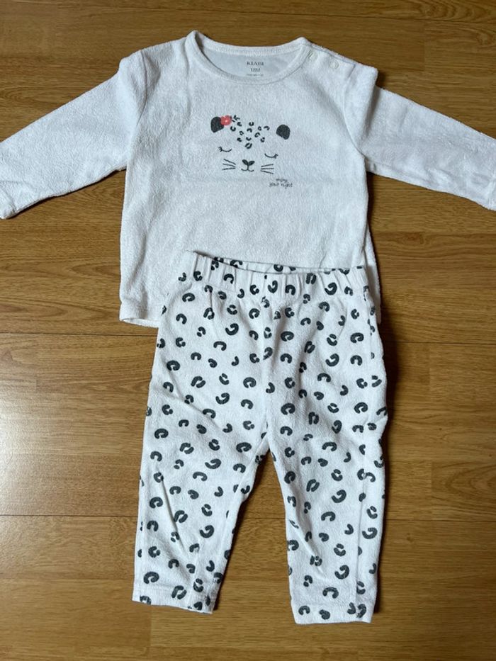 Lot de 4 pyjamas velours 18 mois - photo numéro 8