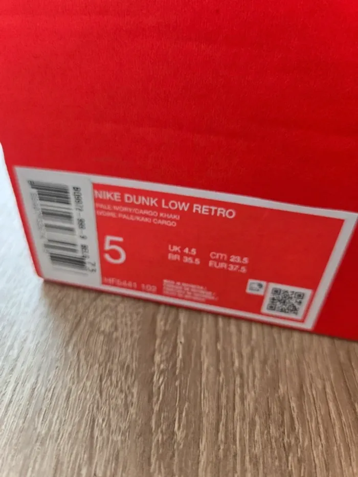 Nike dunk low taille 37,5 neuves blanc kaki - photo numéro 9