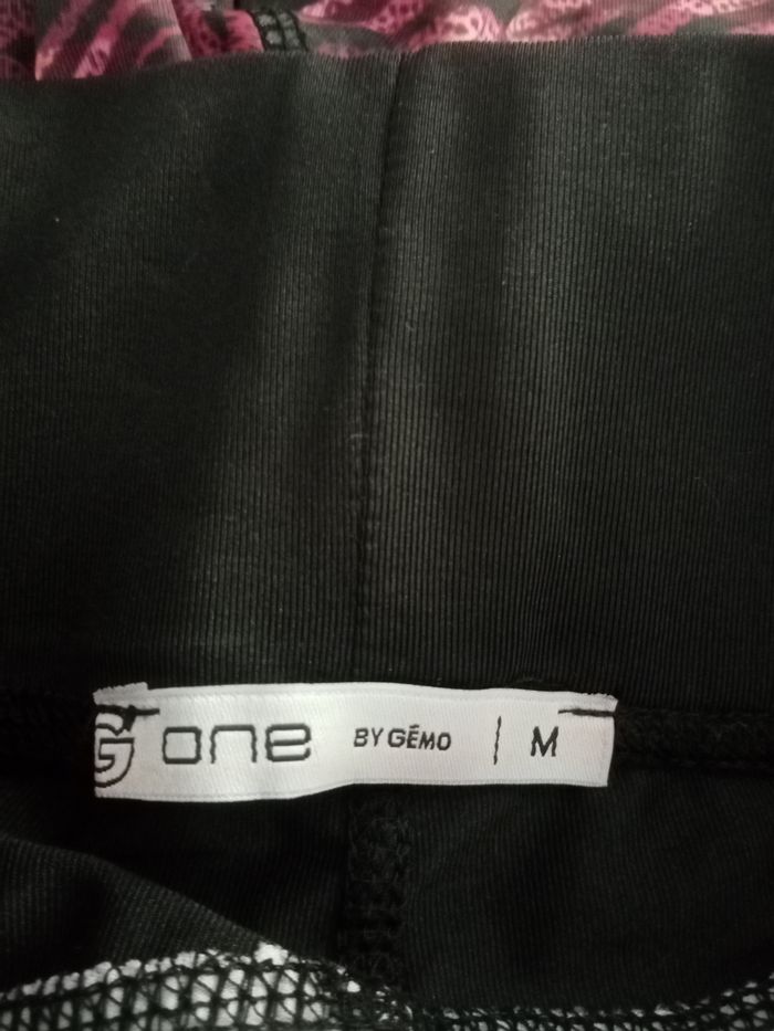 Short sport taille M  MARQUE GEMO - photo numéro 5