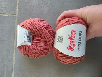 lot 2 pelotes katia missouri vieux rose