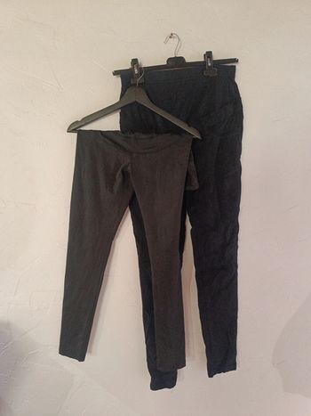 Lot de 2 pantalons de grossesse T38 en très bon état
