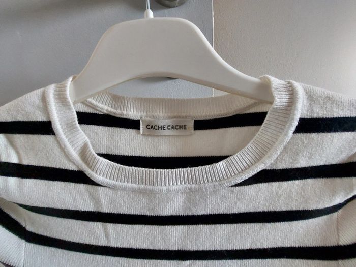 Pull/Tee-shirt cropped - photo numéro 2