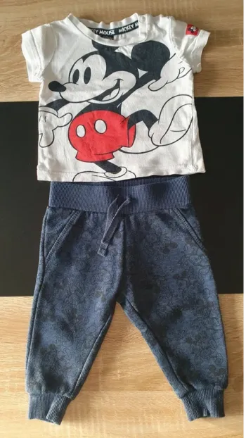 Ensemble tee-shirt manche courte et jogging 3-6 mois