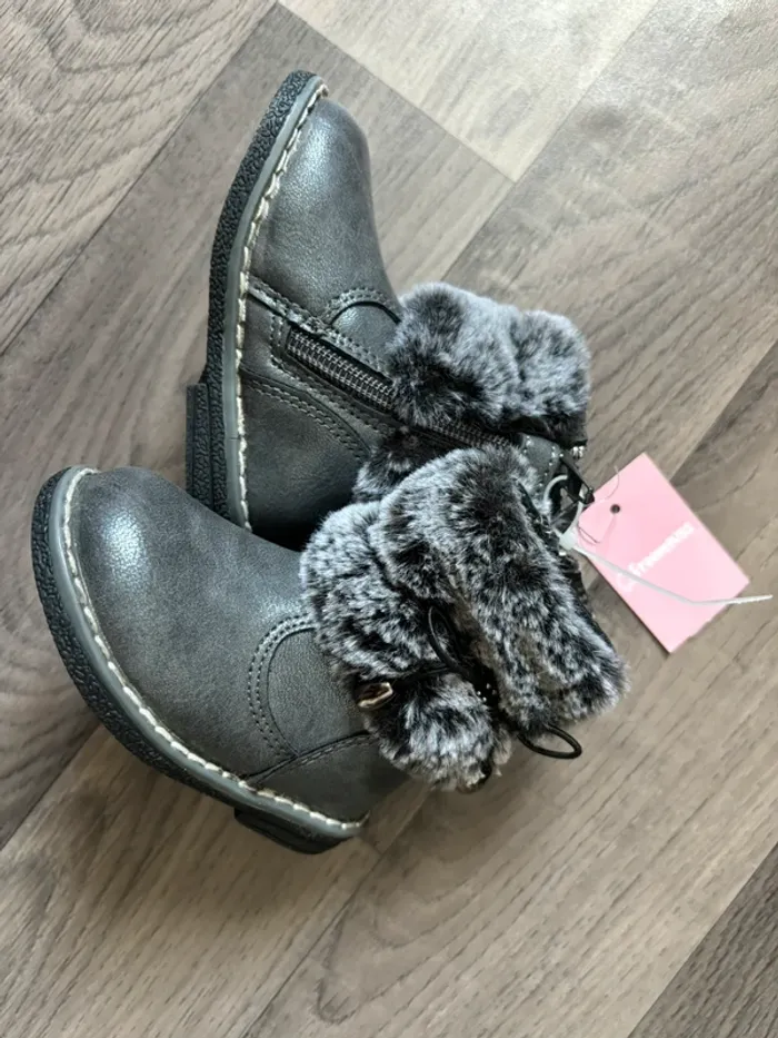 Petites bottines - photo numéro 5