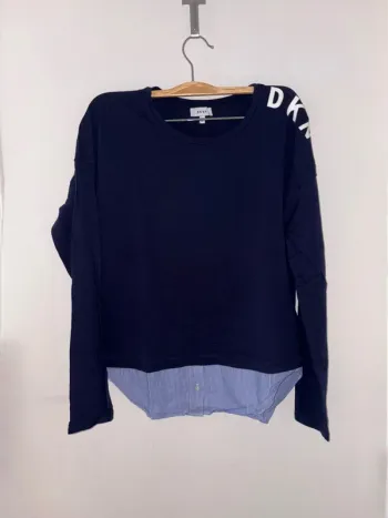 Haut manches longues femme DKNY bleu taille 16 ans ou 38 en très bon état