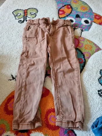 Jean marron, 2 ans, TAO