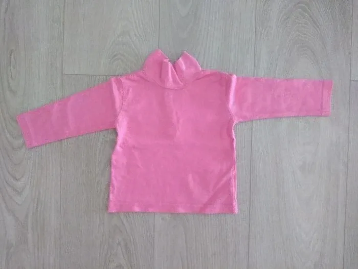 Sous pull rose Gémo 12 mois
