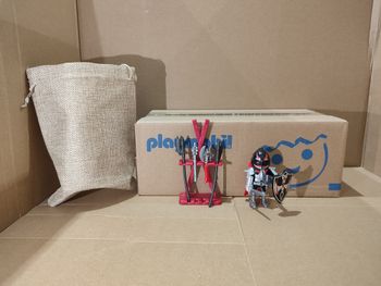 playmobil 70431 chevalier à la hache avec support d'arme complet avec sac