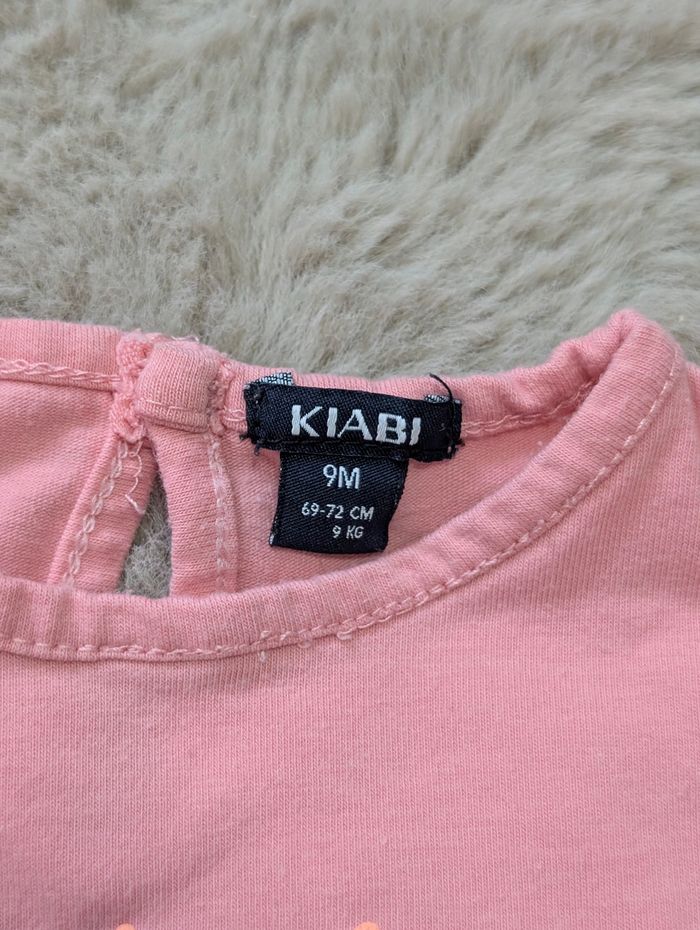 T-shirt Kiabi 9 mois – rose  “Cutest Adorable Lovely”  très bon état - photo numéro 3