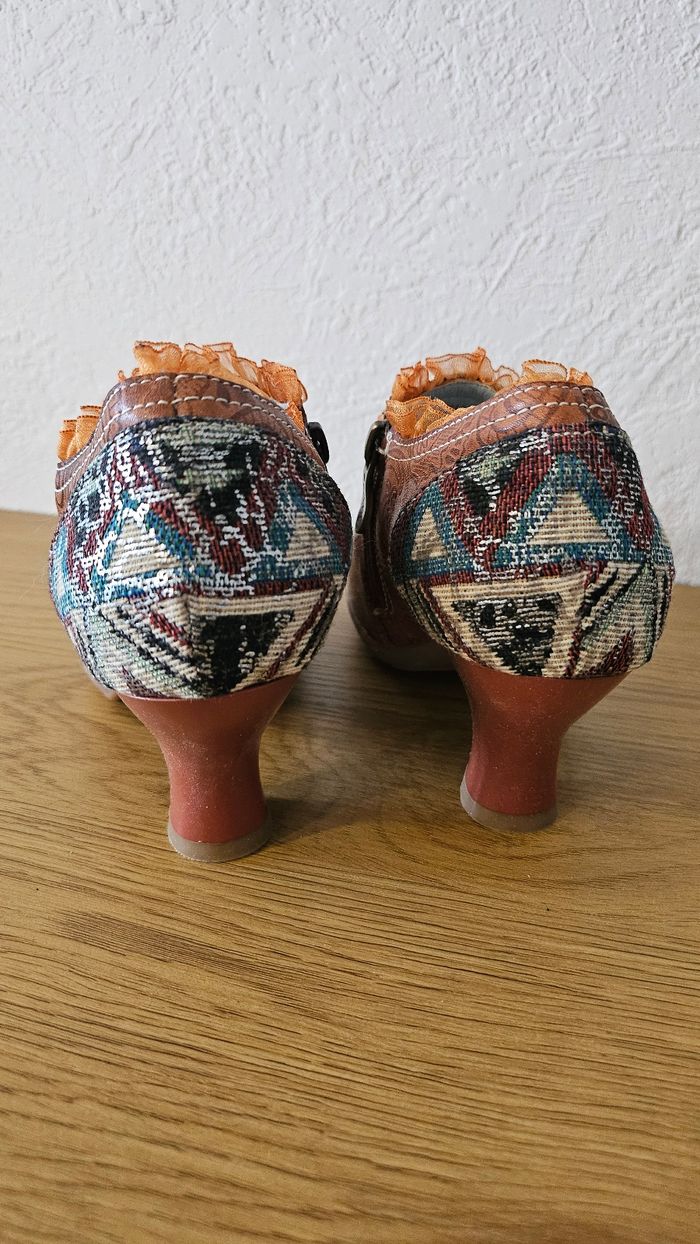 Magnifiques chaussures neuves à talons pointure 37 - photo numéro 3