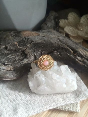 Bague acier et pierre de quartz rose