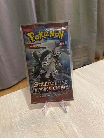 Booster SL Invasion Carmin illustration Silvalié
