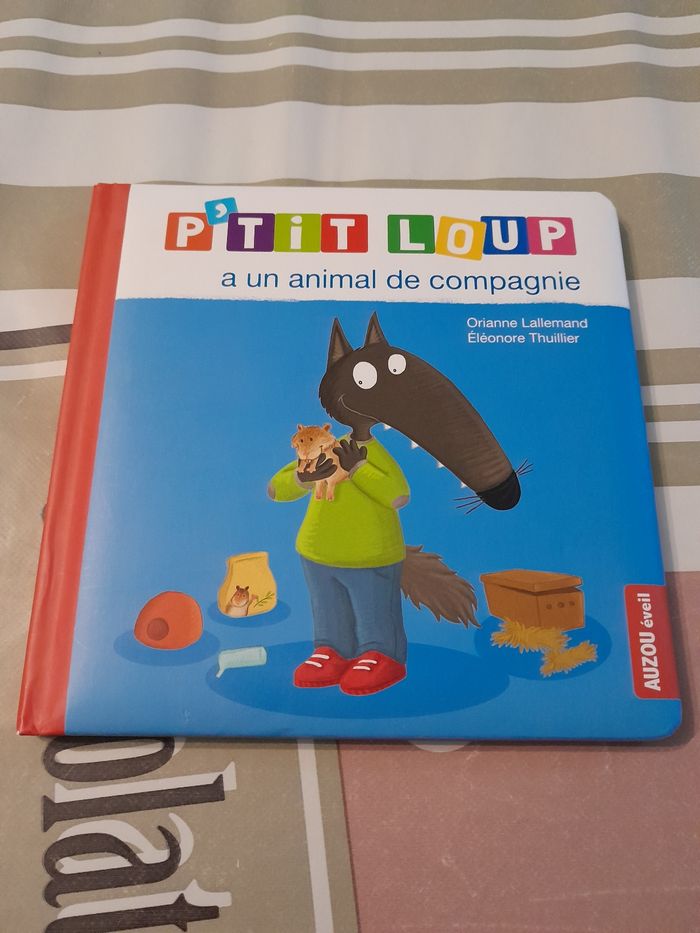 Livre ptit loup a un animal de compagnie